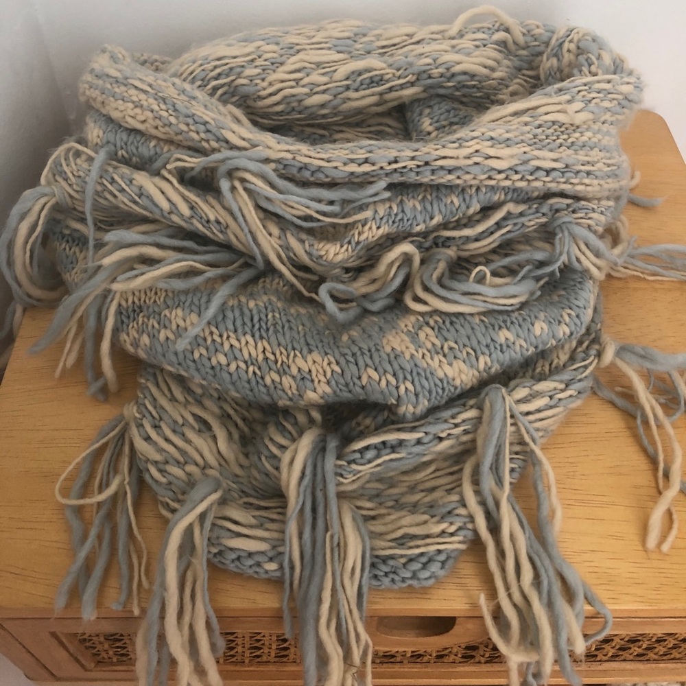 Free People Knitted Chunky Infiniti Scarf